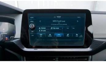 Protector de vidrio templado Pixsel en el monitor VOLKSWAGEN T-CROSS - 10.9“ 2019 - 2022