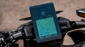 Protector de vidrio templado Pixsel en el velocímetro de la moto CFMOTO 800NK ADVANCED 2023 + 9.9“
